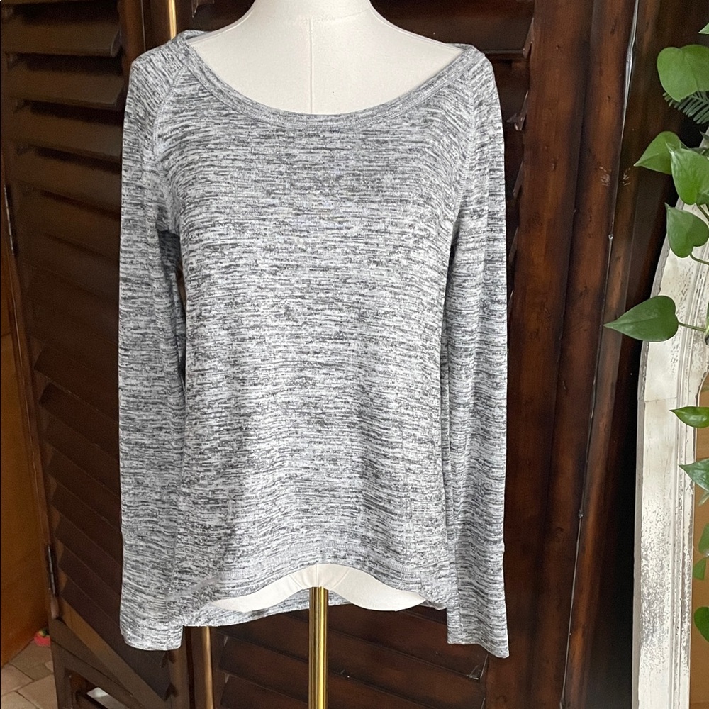 Athleta Warmer Bias Top Gray Long Sleeve Knit Top Small